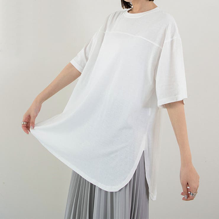 ホワイト | トレンドのゆるかわコーデに！サイドスリット半袖ビッグTシャツ カジュアル シンプル | maison de LATIR