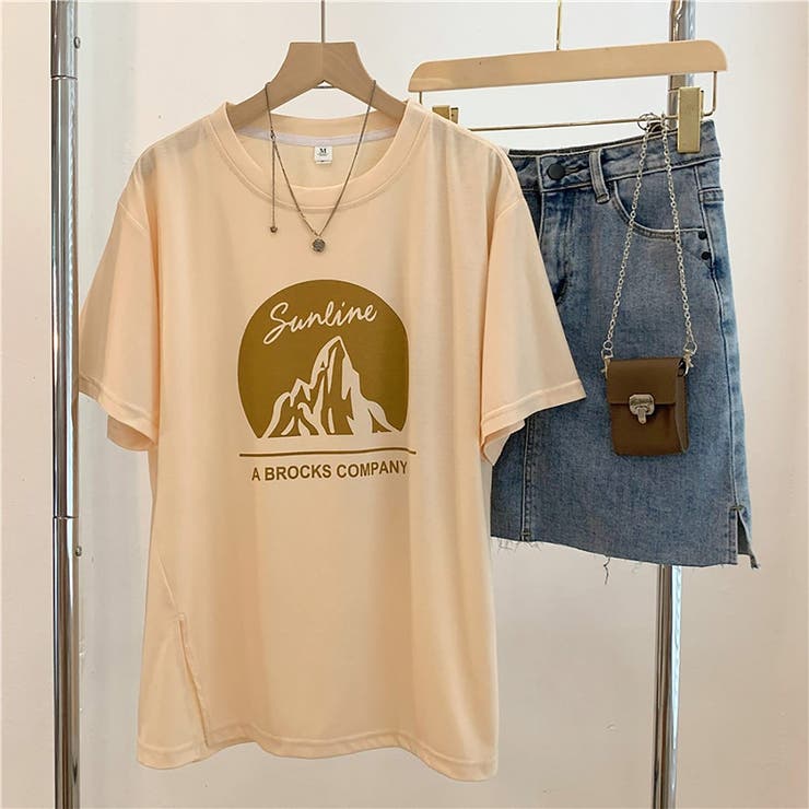 クリーム | マウンテンロゴがかわいいTシャツ 半袖 ランドスケープTシャツ | maison de LATIR
