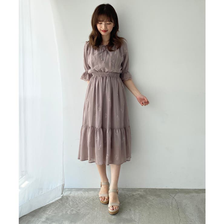 モチーフ刺繍ワンピース 品番 Ctyw Majestic Legon マジェスティックレゴン まじぇすてぃっくれごん まじぇ マジェ マジェスティックレゴーン まじぇすてぃっくれごーん のレディースファッション通販 Shoplist ショップリスト