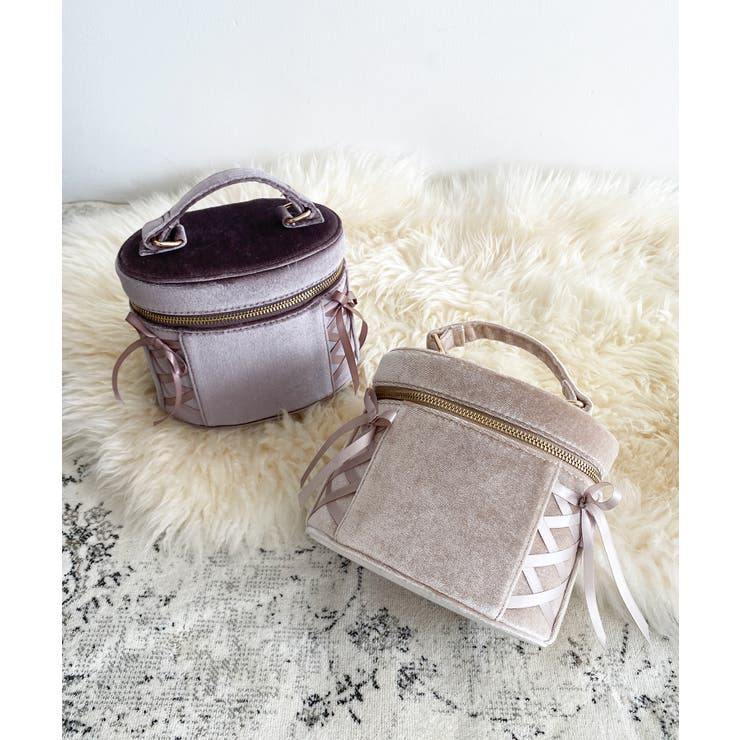 アイボリー | レースアップベロアバニティバッグ | MAJESTIC LEGON 