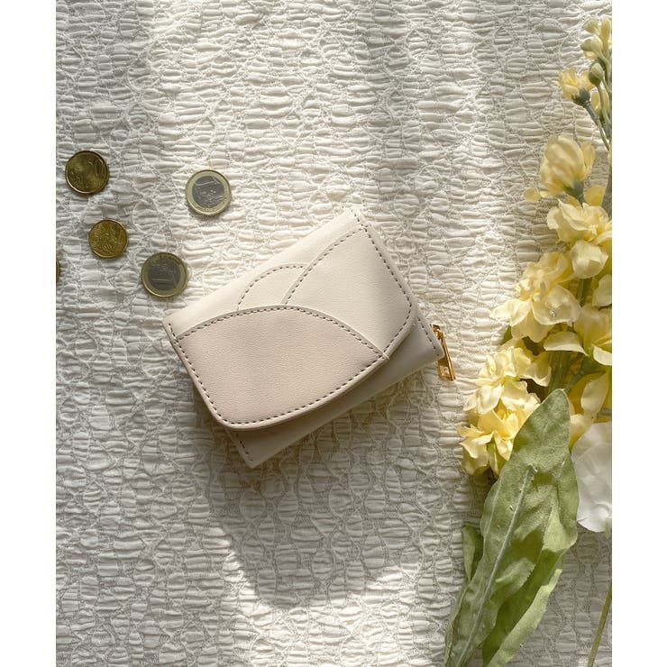 アイボリー | チューリップウォレット | MAJESTIC LEGON 