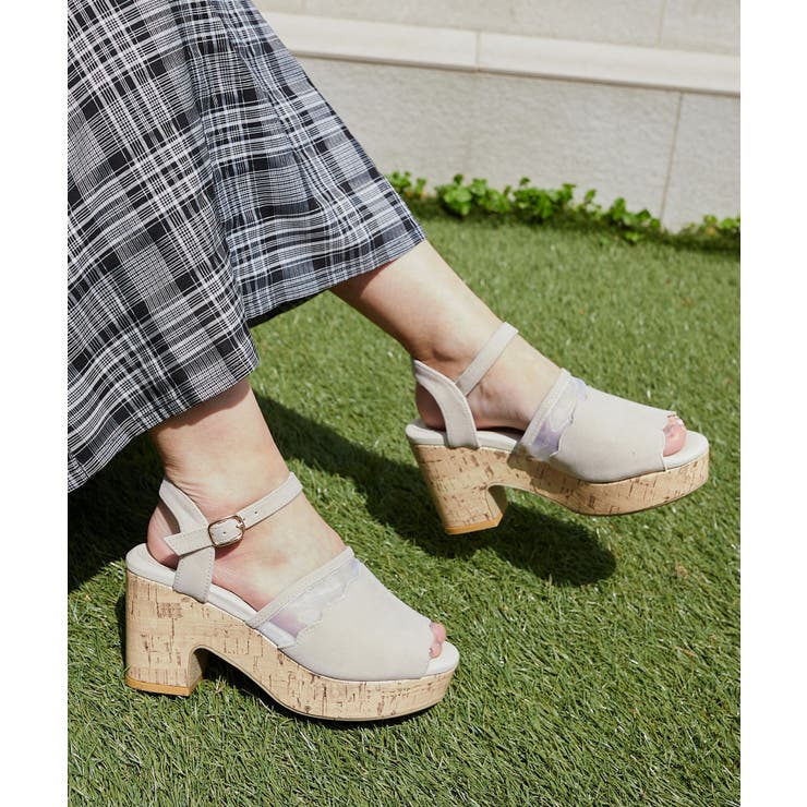 アイボリー | スカラップシアーサンダル | MAJESTIC LEGON 