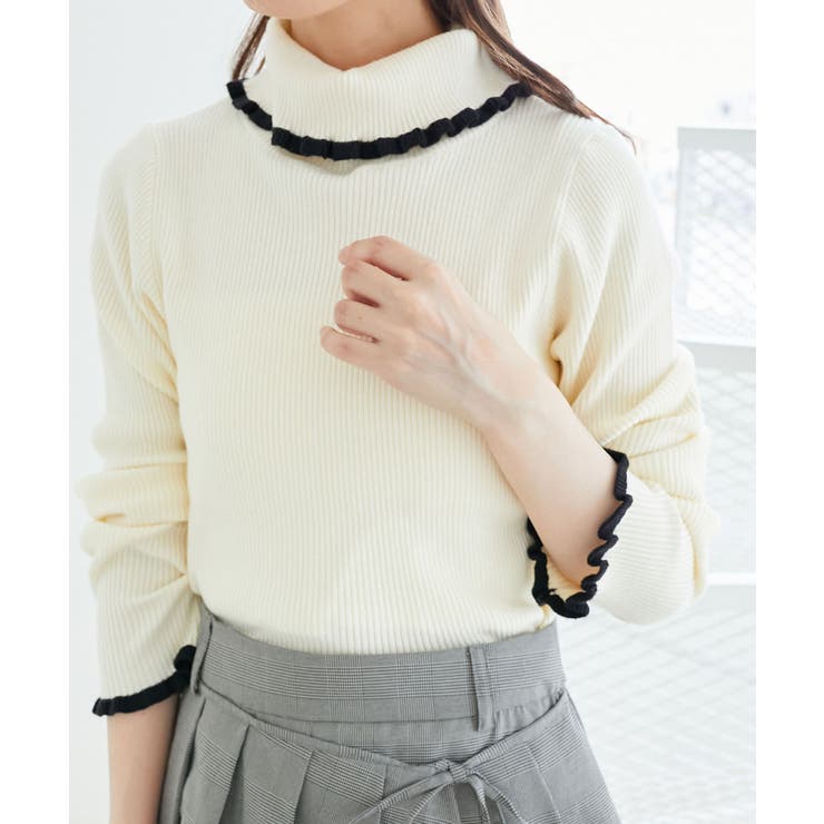 アイボリー柄 | プチフリルタートルニット | MAJESTIC LEGON 