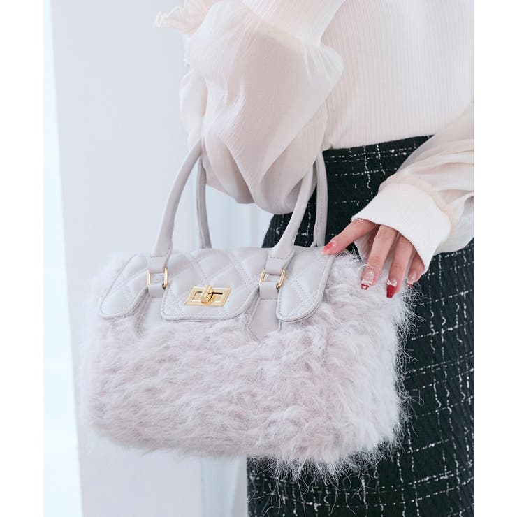 グレージュ | キルティングフラップファーバッグ | MAJESTIC LEGON 