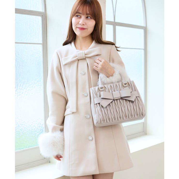 グレージュ | クラシカルスクエアリボンバッグ | MAJESTIC LEGON 