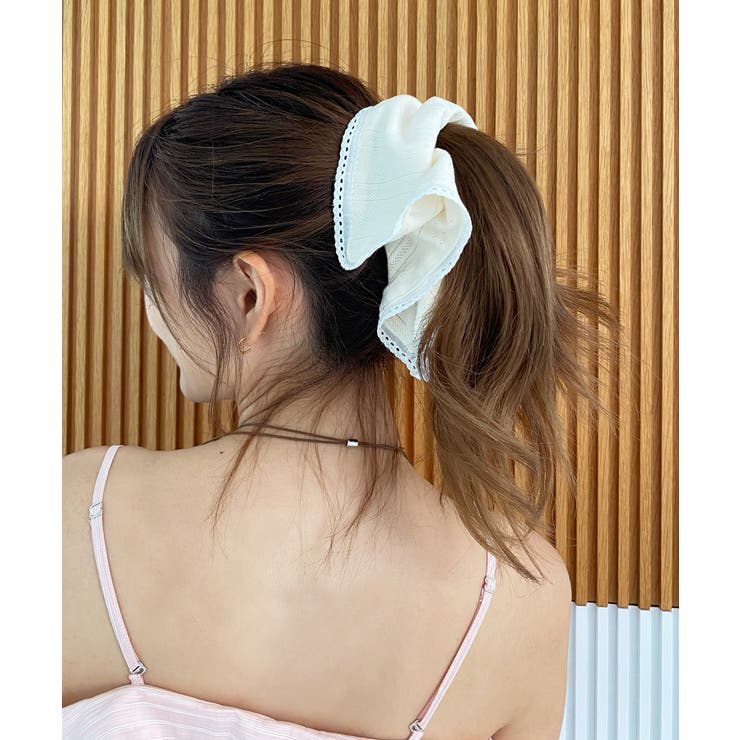 アイボリー | スクエアシュシュ | MAJESTIC LEGON 