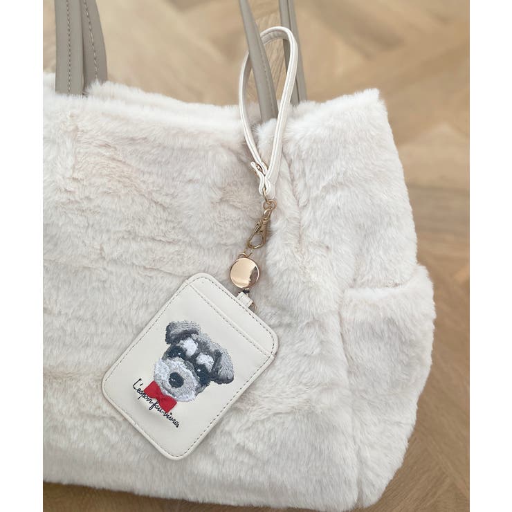 アイボリー | アニマルパスケース | MAJESTIC LEGON 