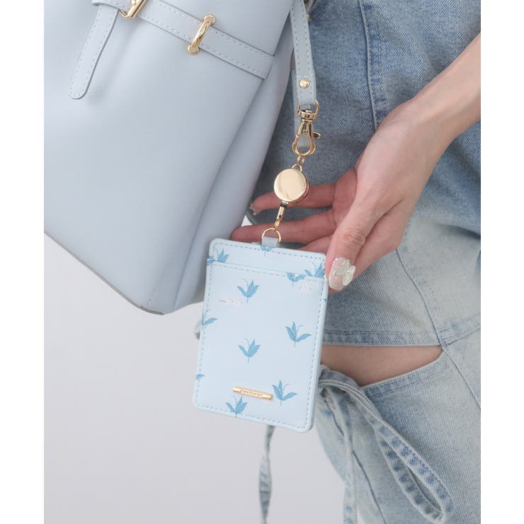 ブルー | アニマルフラワーパスケース | MAJESTIC LEGON 