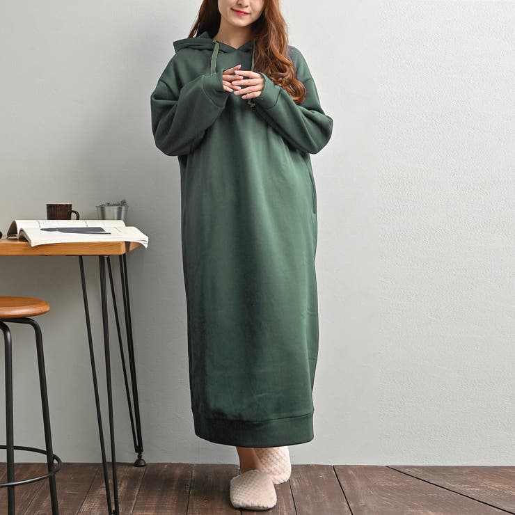 古着リメイク　ゆったりオリーブカーキパーカーと３段ティアードパッチワークワンピ RODEO CROWNS WIDE BOWL | RCSカラーステッチパーカーワンピース