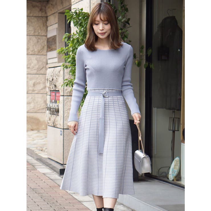 THE TOE ザトゥー　フレアニットワンピース　グレー　Mサイズ THE TOE ザトゥー フレアニットワンピース グレー Mサイズ