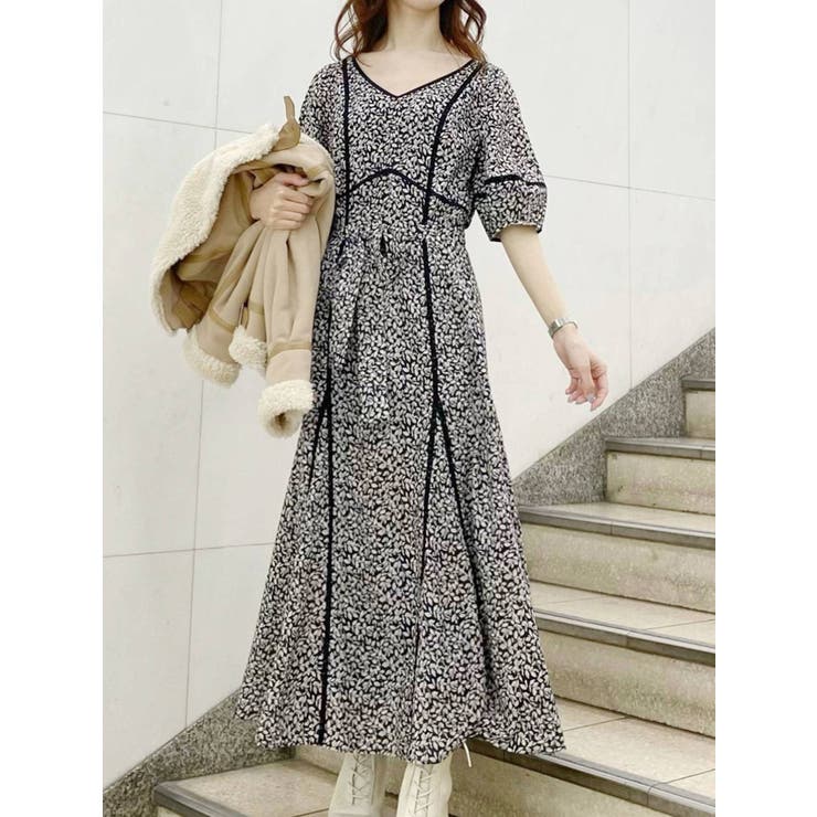 リーフ柄パイピングデザインマーメイドワンピース[品番