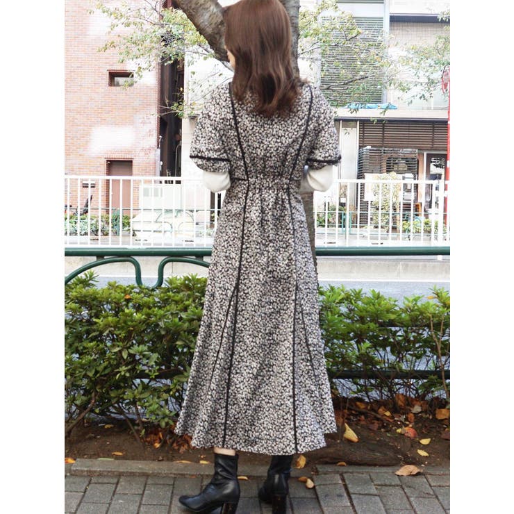   パームリーフ柄 ワンピース レーストリム花柄ワンピース | ロングワンピース | NOELA