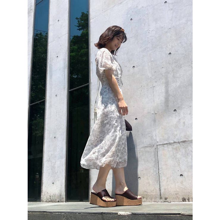 2WAYフロントタックフラワーワンピース[品番：MKSW0039235