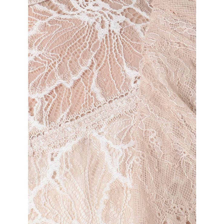 うい新品MERCURYDUOフラワーレースケープスリーブドレスM MERCURYDUO（マーキュリーデュオ）の「フラワーレースケープスリーブ