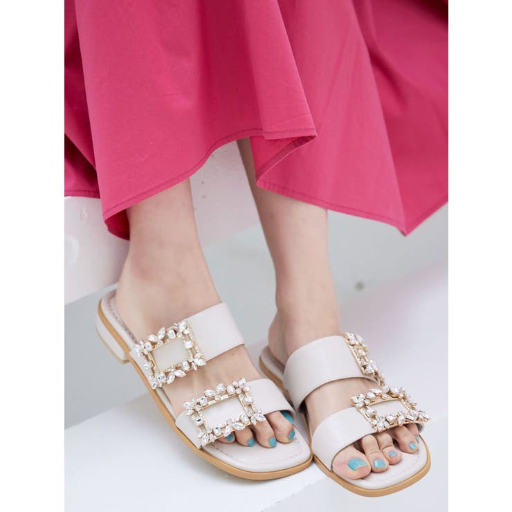 ベージュ | ビジューバックルフラットサンダル | MERCURYDUO