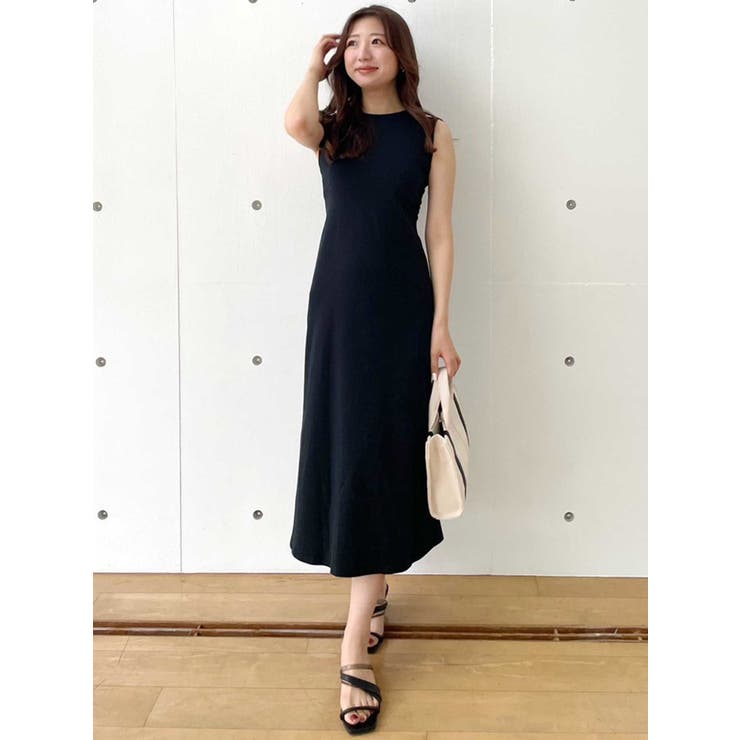 ★ ワンピース　charcoal 新品　フォロー割-200円 レースフラワーマキシワンピース | ファッション通販サイト NUGU