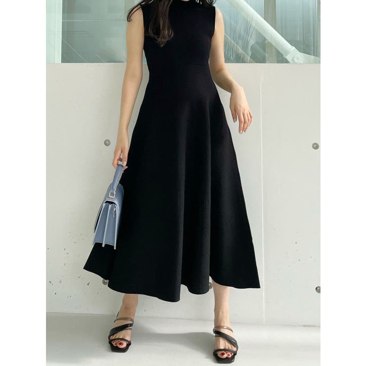 【美品　ノースリフレアニットワンピース】 美品 ノースリフレアニットワンピース】