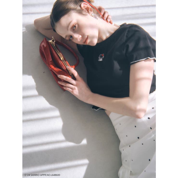 ハローキティコラボ】配色ワンポイント刺繍Tシャツ[品番