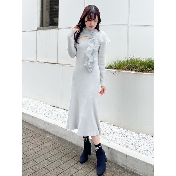 異素材コサージュニットワンピース[品番：MKSW0060743]｜MERCURYDUO  