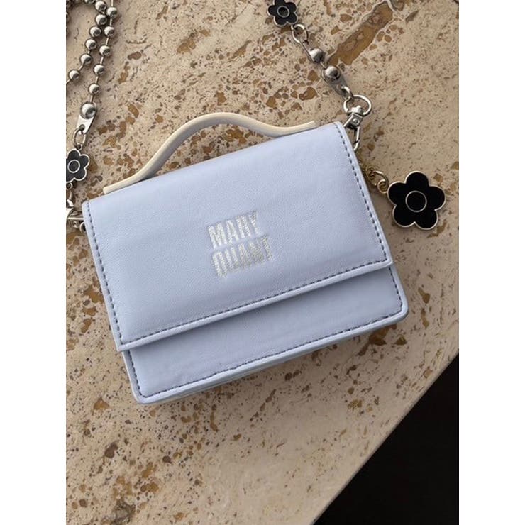 MARY QUANT】デイジーチャーム付きミニウォレット[品番