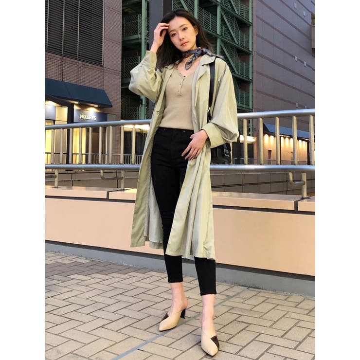 バックプリーツフレアコート[品番：MKSW0012417]｜MURUA（ムルーア）の  