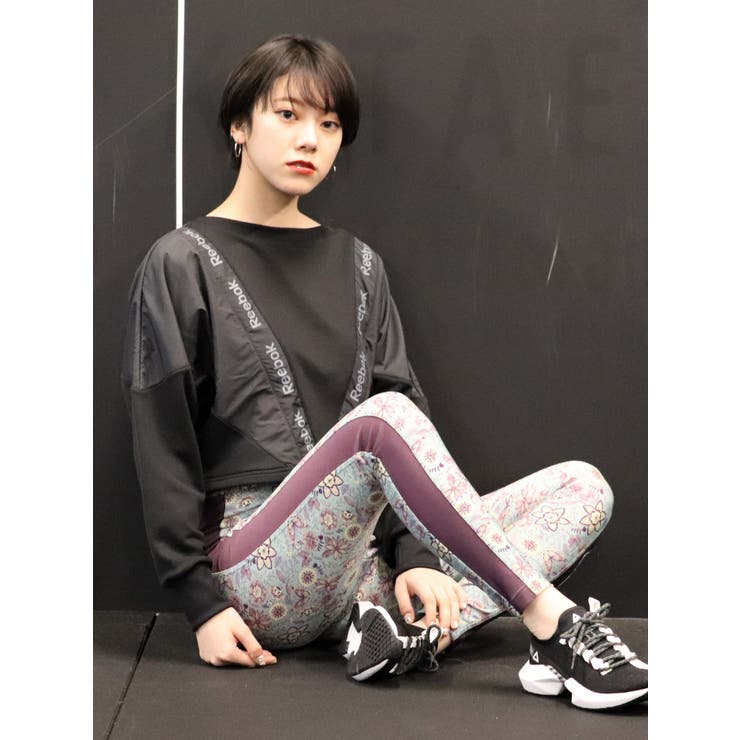 Reebokコラボトップス