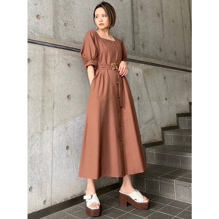 ボリュームスリーブロングワンピース[品番：MKSW0035274]｜MURUA