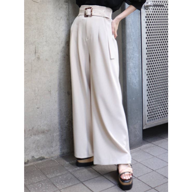 タックワイドパンツ[品番：MKSW0038998]｜MURUA（ムルーア）の