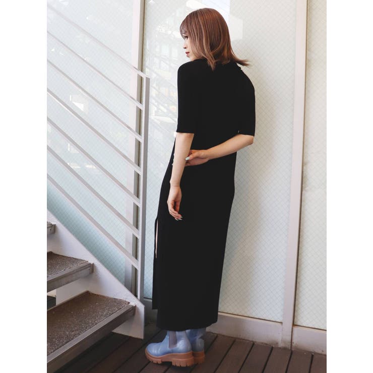 ハーフジップスリットワンピース[品番：MKSW0045214]｜MURUA（ムルーア