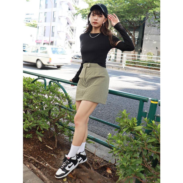 キルティングミニスカート[品番：MKSW0047882]｜MURUA（ムルーア）の