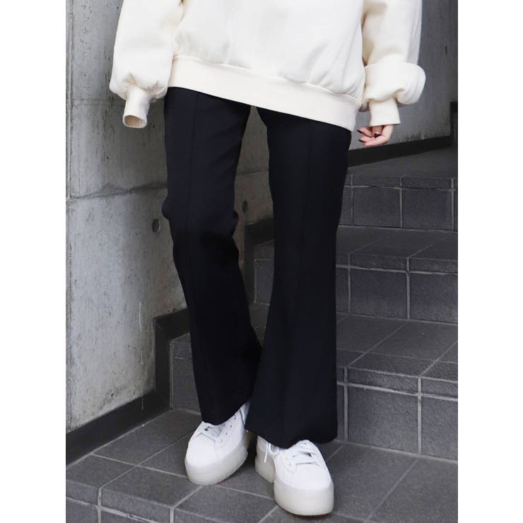 ブラック | ステップスリットフィットフレアパンツ | MURUA