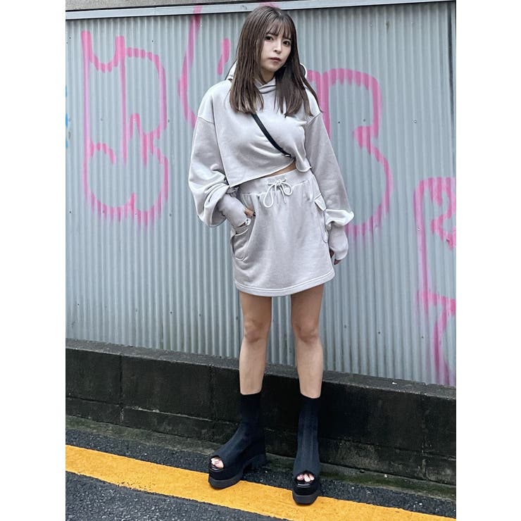 雑誌掲載✴︎新品ナインNINE シルクコットンティアードミニスカート