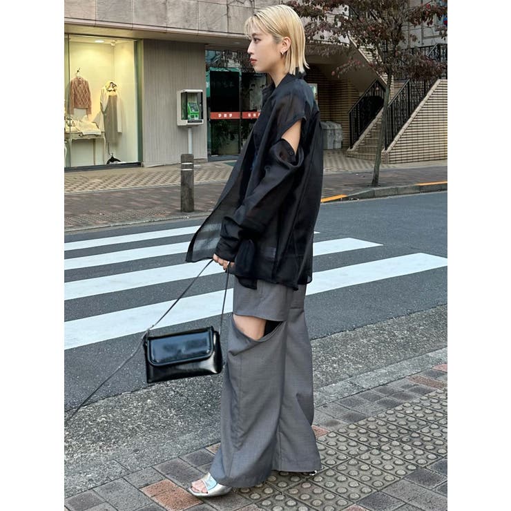 カットアウトタックパンツ[品番：MKSW0055885]｜MURUA（ムルーア