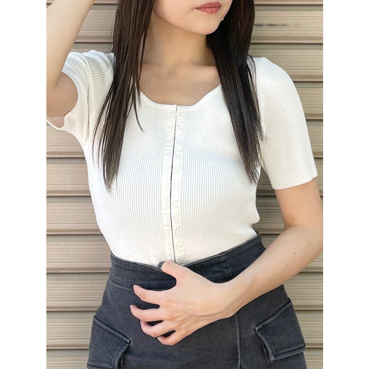 ホワイト | ホックデザインハーフスリーブニット | MURUA