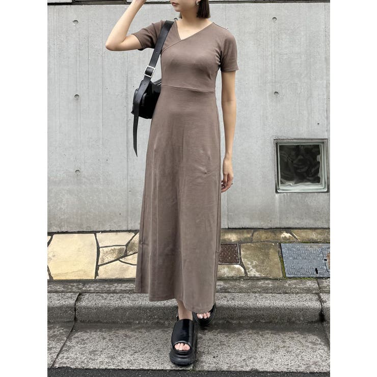 バックオープンアシメ ワンピース シフォン 総柄 ボリューム袖 GOLDJAPAN 大きいサイズレディース ワンピース バックオープン
