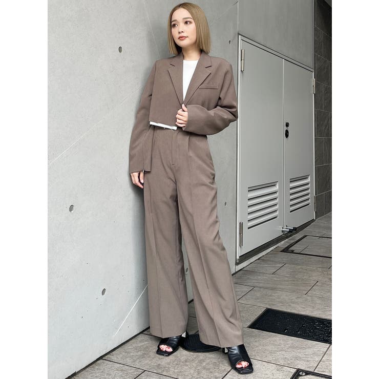 ★パリ発 sandro★ ボタン ウール ショート ジャケット キャメル SANDRO Short Jacket with Rhinestone Details | 40.03% Off