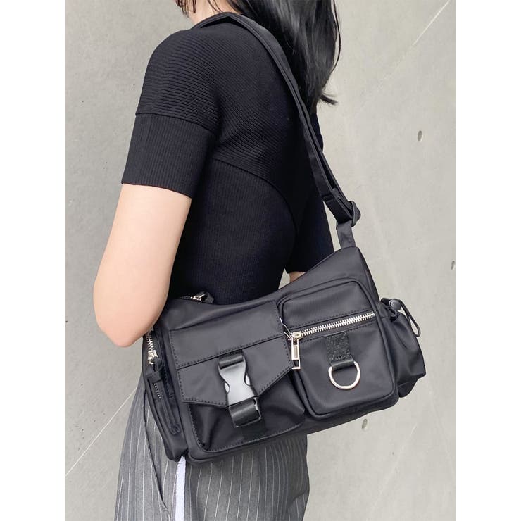 ブラック | メニーポケットショルダーバッグ【WEB限定】 | MURUA