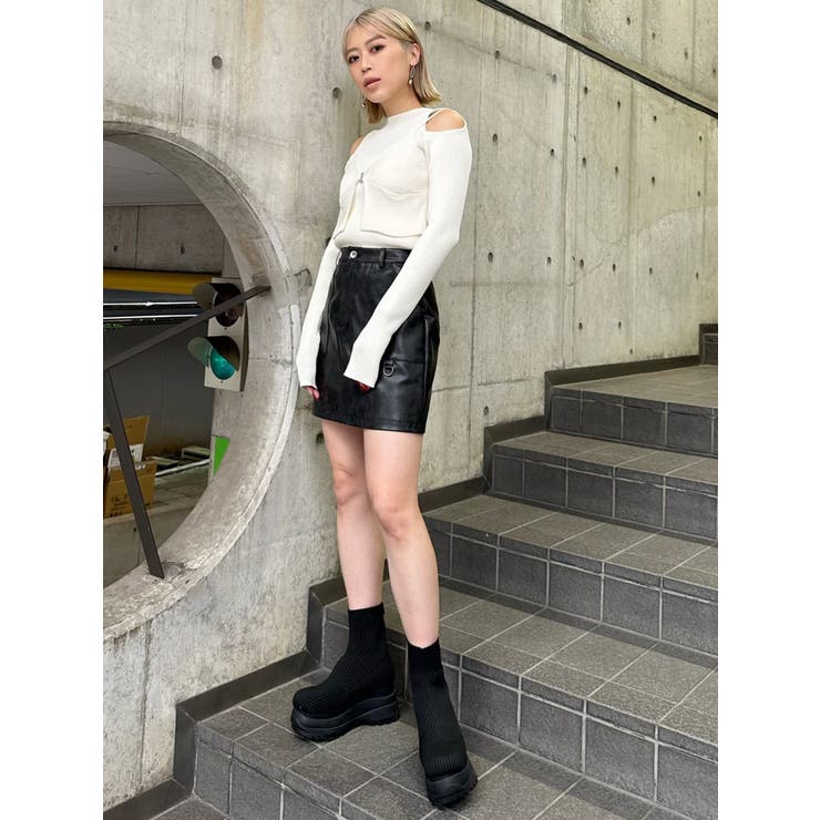 フロントホックカットアウトニット[品番：MKSW0062914]｜MURUA