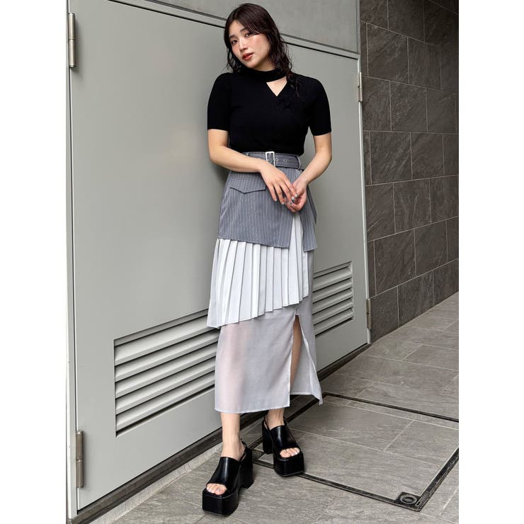 【現行タグ・QRコード付き】MARELLA マレーラ　ウールニット　七分袖　薔薇 現行タグ・QRコード付き】MARELLA マレーラ ウールニット 七分袖