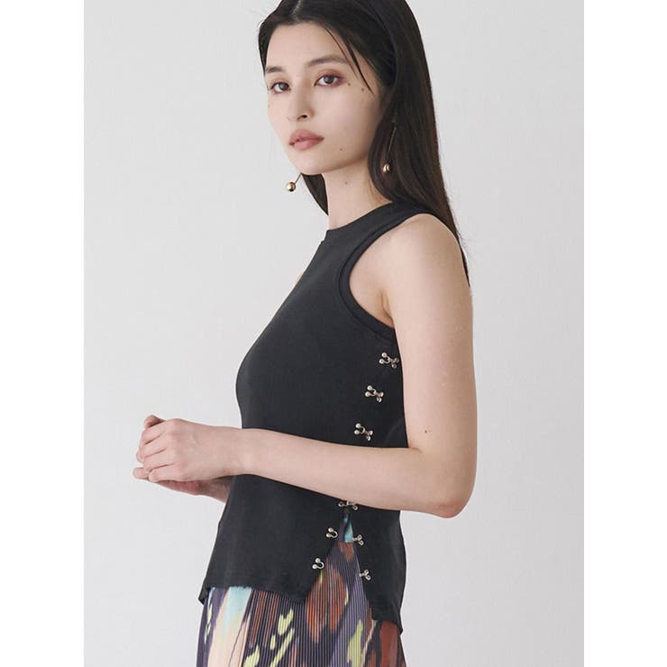 新品・タグ付き yoBIOTOP シアーリブカットソー ブラック 新品・タグ付き yoBIOTOP シアーリブカットソー ブラック