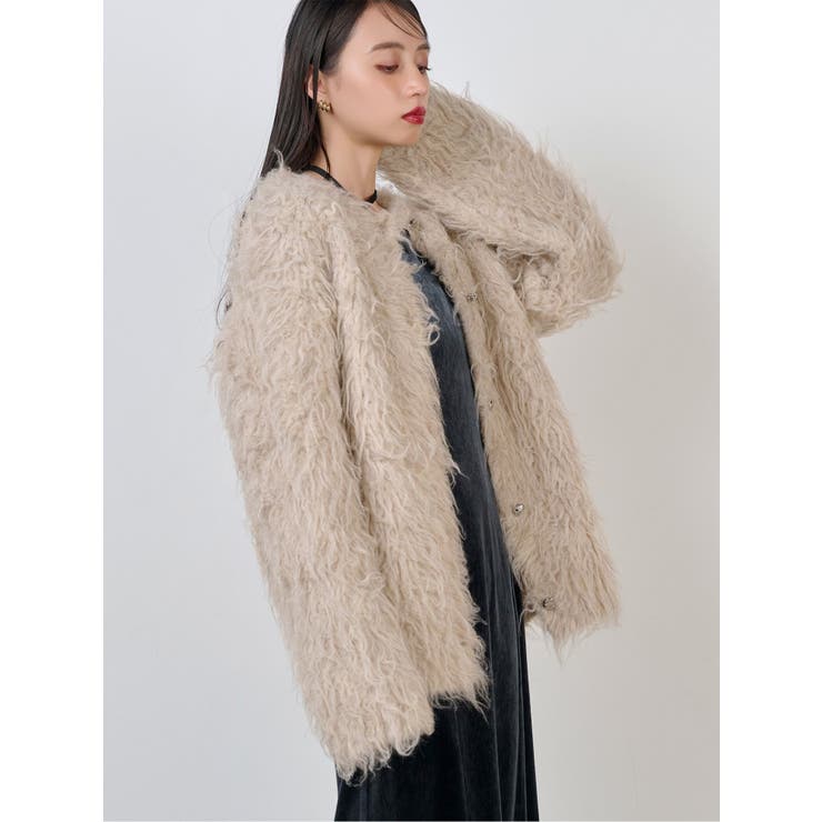 ベージュ | ウェーブシャギーボリュームニット | MURUA