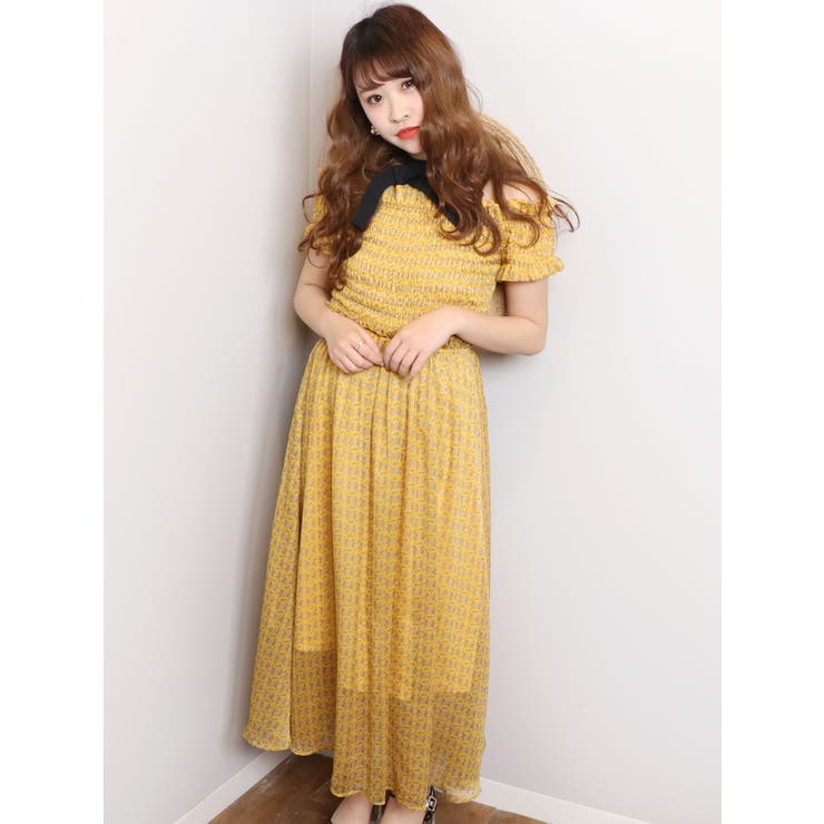 フラワーシャーリングワンピース[品番：MKSW0017626]｜dazzlin