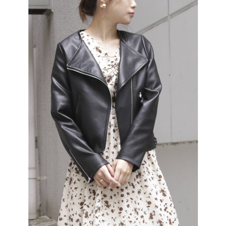 ♡新品タグ付♡ キャバンブルゾン& アパルトモンワンピース DouDou（ドゥドゥ）の「バックリボンジョーゼットタックキャミ