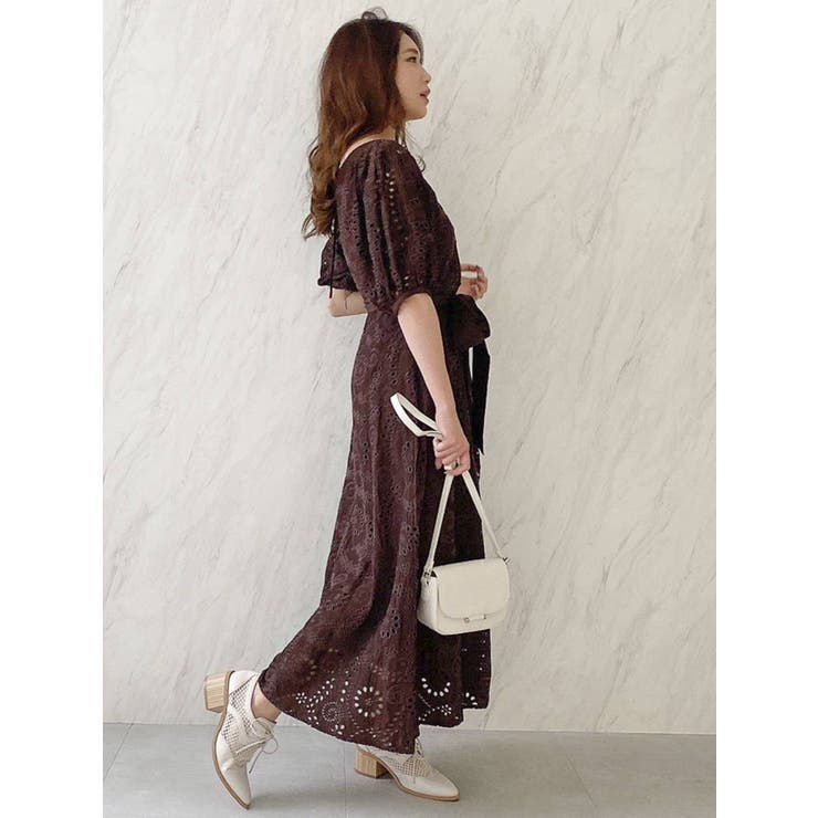 フラワーカットワークワンピース[品番：MKSW0043458]｜dazzlin