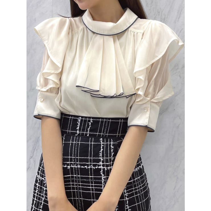 新品タグ付き　ダズリン✖️P.S.FAコラボ　配色パイピングブラウス　黒　Lサイズ 新品タグ付き ダズリン✖️P.S.FAコラボ 配色パイピングブラウス