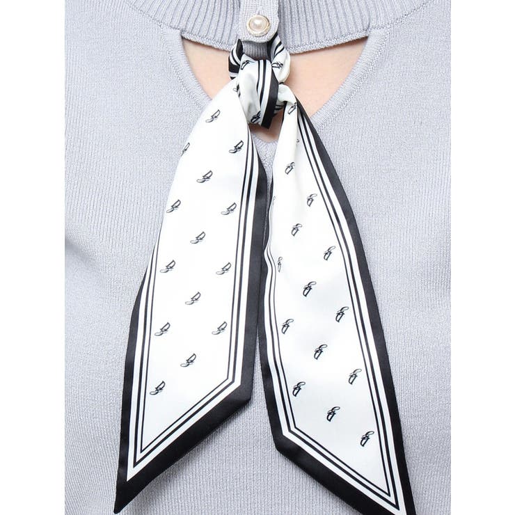 新品❗️紙タグ付❗️❤️ダズリン❤️ガングラブチェックワンピース M オフホワイト系 バックオープンジップニットワンピース[品番：MKSW0056027