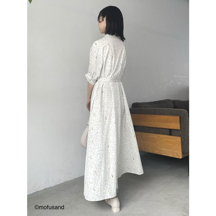 大きいサイズ 【ラファモプロデュース】 ケープ付き 花柄