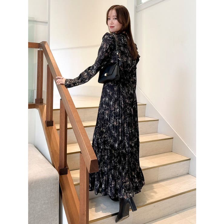 1015サトゥルヌス フラワープリーツワンピース[品番：MKSW0061746]｜dazzlin（ダズリン