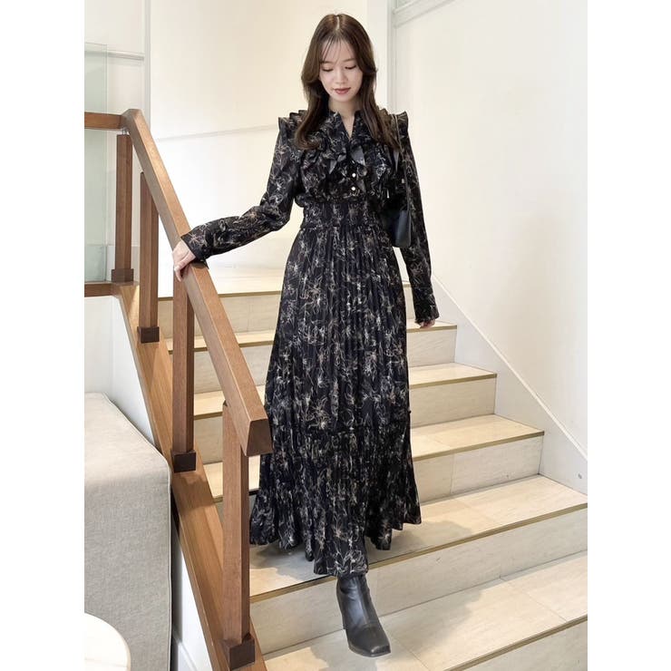 フラワープリーツワンピース[品番：MKSW0061746]｜dazzlin（ダズリン