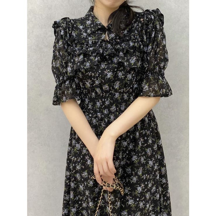 [overdue flair] ラッフルトリミングワンピース / 韓国ブランド tocco closet（トッコ クローゼット）の「プチフリルネック